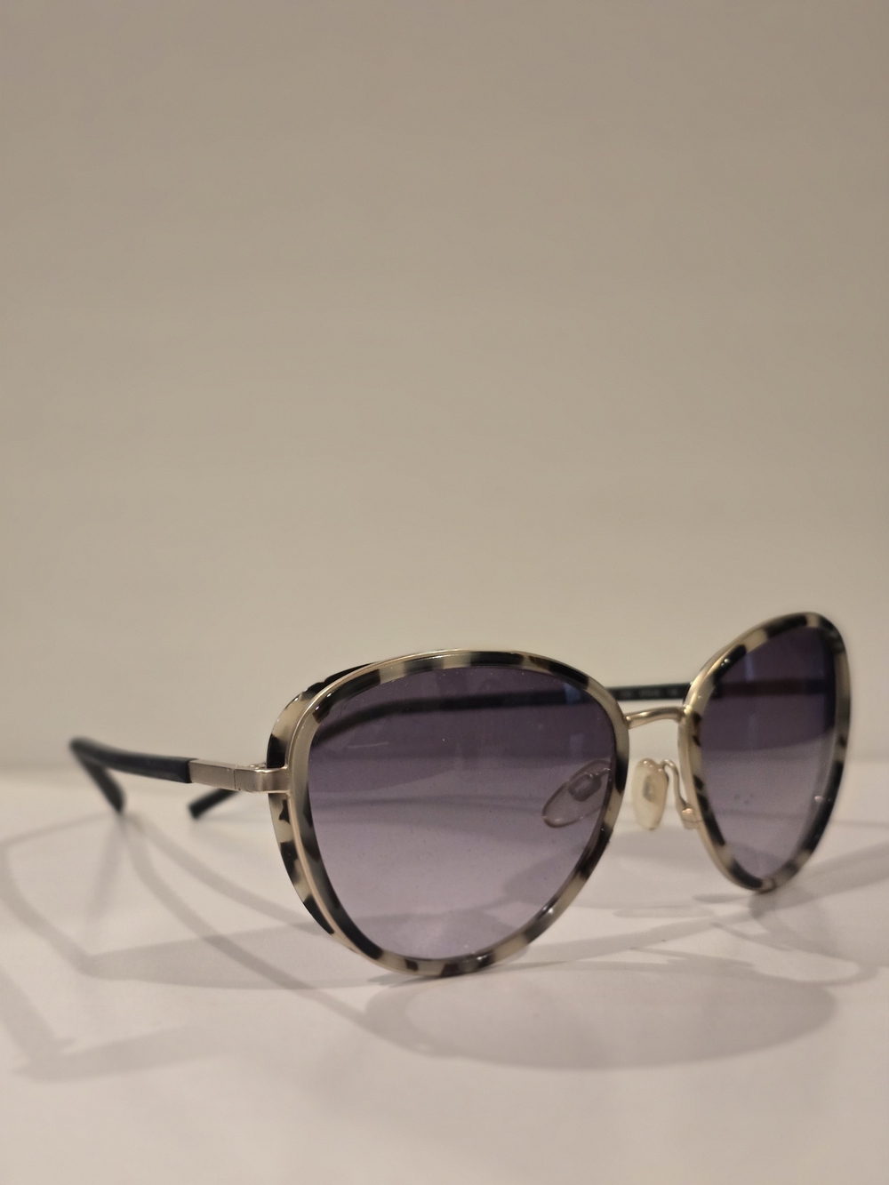 Cole Haan Vintage-Inspired Leopard Print Round Sunglasses - Black/Tortoise Frame